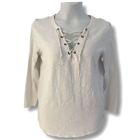 OldāNavyāwhiteĀ sailorālaceāupātop.āSizeāMedium. - Picture 1 of 4